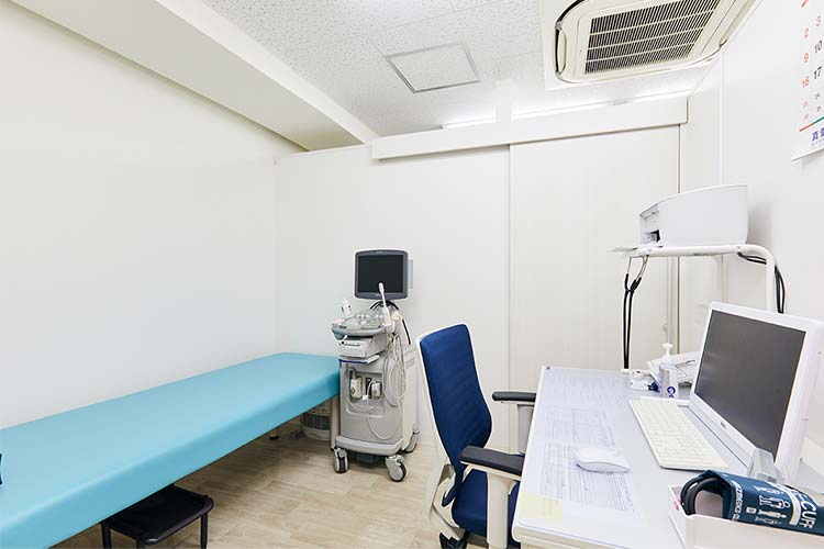 診察室1